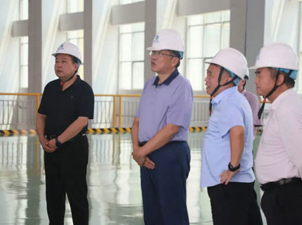 马建华一行调研suncitygroup太阳集团公司并看望慰问基层职工